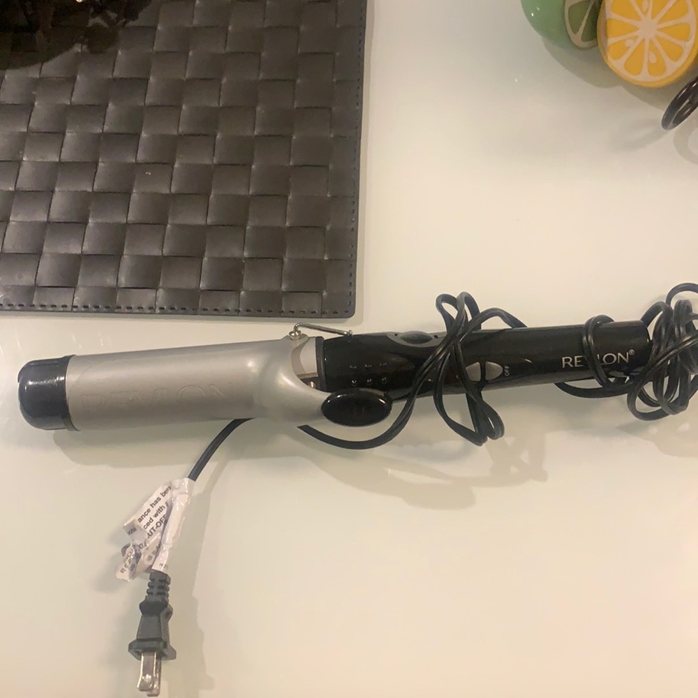 Revlon Perfect Heat Professional 1.5" Curling Iron